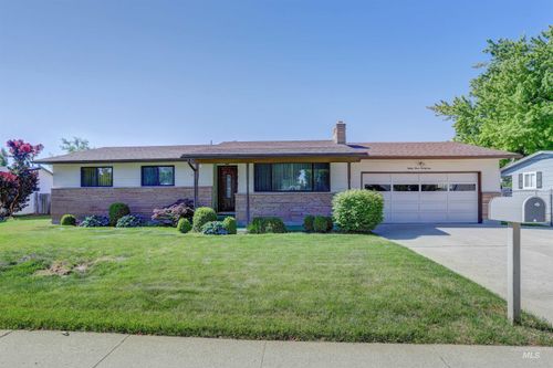 8321 W Westchester Ave, Boise, ID, 83704 | Card Image