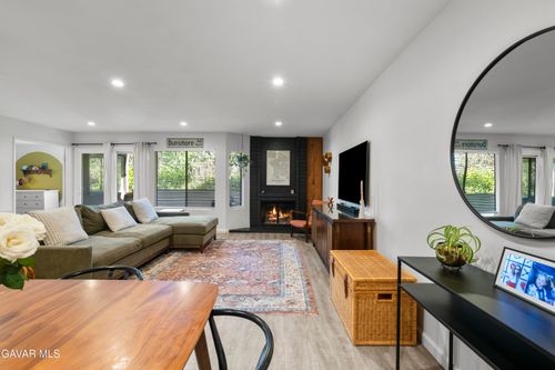 unit-b-24837 Apple St, Santa Clarita, CA, 91321-2692 | Card Image