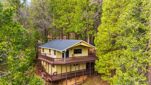 22440 N Tuolumne Road, Twain Harte, CA, 95383 | Card Image