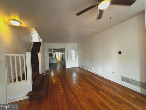 1813 N Gratz St, PHILADELPHIA, PA, 19121-2201 | Card Image