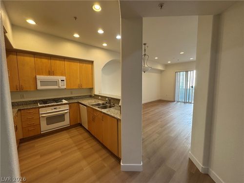 216-56 E Serene Ave, Las Vegas, NV, 89123-3740 | Card Image