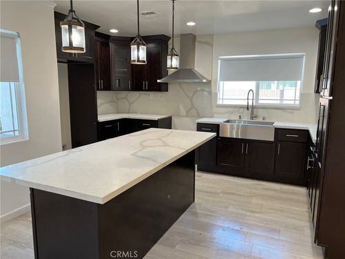 8312 Devenir Ave, Downey, CA, 90242-4438 | Card Image