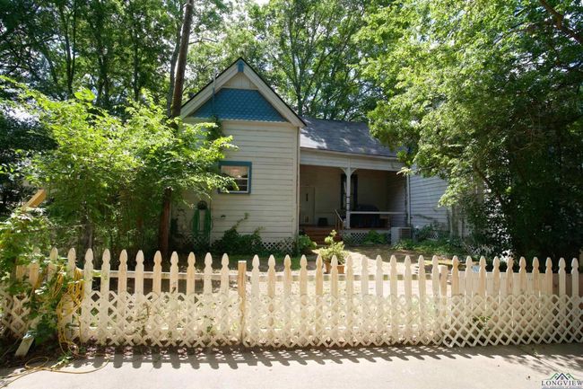 800 E Austin St, House other with 3 bedrooms, 2 bathrooms and null parking in Marshall TX | Image 18
