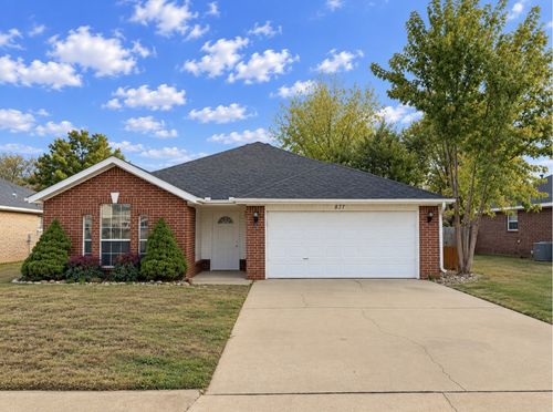 831 Bliss St, Centerton, AR, 72719-8943 | Card Image