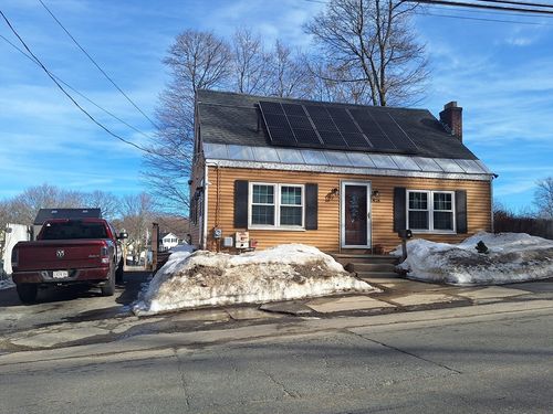 418 Rollstone St, Fitchburg, MA, 01420-4167 | Card Image
