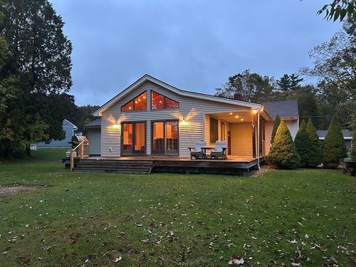 35 Sunnyside Dr, Dalton, MA, 01226-1043 | Card Image