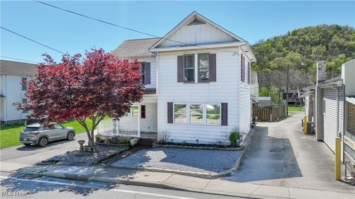 55490 National Rd, Bridgeport, OH, 43912-1535 | Card Image