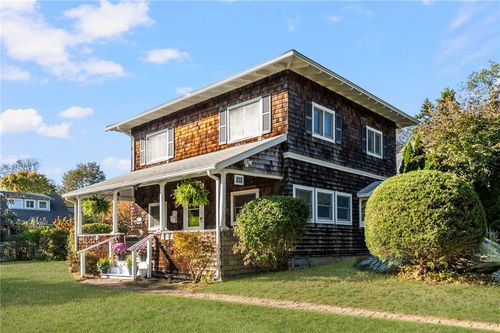 65 Coronado St, Jamestown, RI, 02835-1243 | Card Image