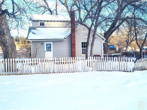 24 Montna St, Roundup, MT, 59072 | Card Image