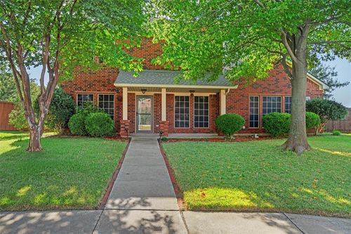 200 Rain Tree Drive, Sunnyvale, TX, 75182 | Card Image