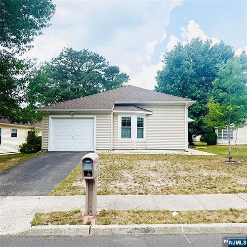 107 Pine Oak Blvd, Barnegat, NJ, 08005-3112 | Card Image