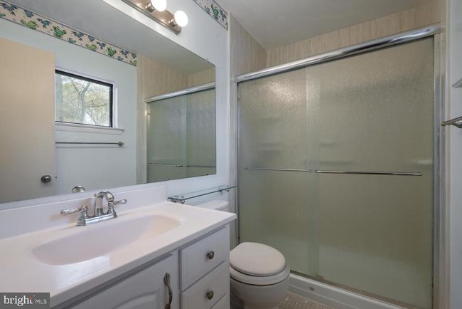 2029 Lakebreeze Way, Townhouse with 4 bedrooms, 4 bathrooms and null parking in Reston VA | Image 14
