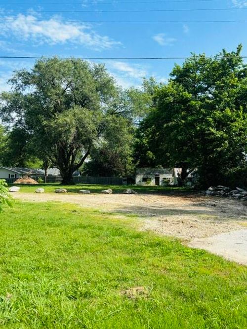 3771 W Kearney St, Springfield, MO, 65803-2083 | Card Image