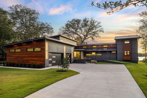 1435 Bayshore Dr, Niceville, FL, 32578-3401 | Card Image