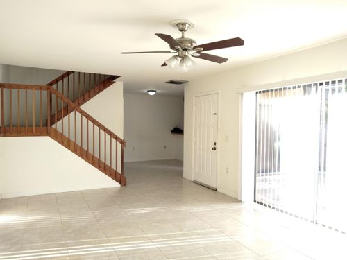 4707 47th Way, West Palm Beach, FL, 33407-6852 | Card Image