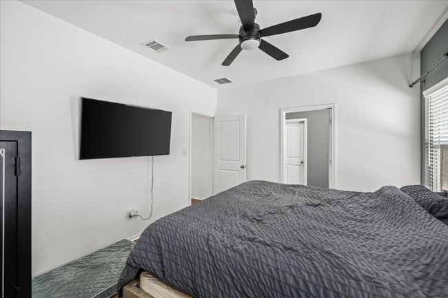 1725 Cobblecrest Ln, House other with 4 bedrooms, 3 bathrooms and 4 parking in Leander TX | Image 17