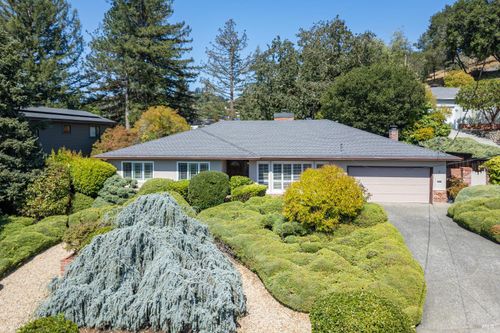 9 Fay Dr, Kentfield, CA, 94904-1021 | Card Image