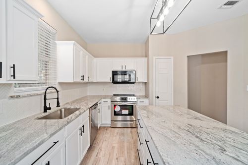 3957 Parkhaven Dr, Denton, TX, 76210-3423 | Card Image