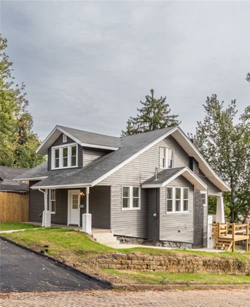 156 S 9th St, Connellsville, PA, 15425-2902 | Card Image