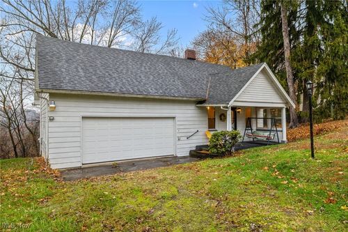 1623 Allison St, East Liverpool, OH, 43920-1822 | Card Image