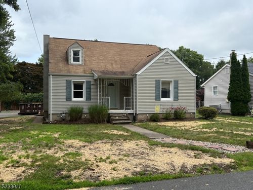 27 N 1st Ave, Kenvil, NJ, 07847-2503 | Card Image