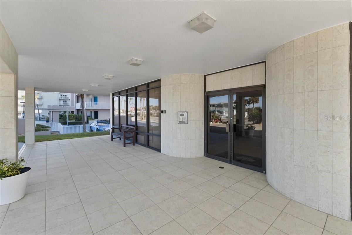 Residential in DAYTONA BEACH 4