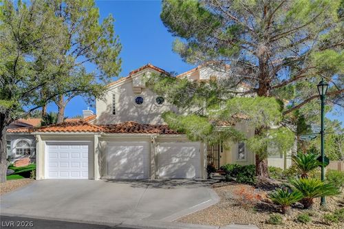 2136 Lookout Point Cir, Las Vegas, NV, 89117-5805 | Card Image