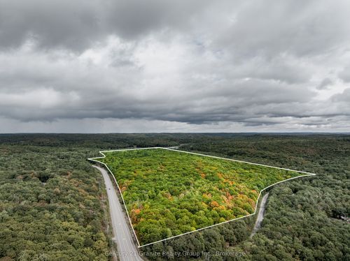 17812 Highway 35, Algonquin Highlands, ON, K0M1S0 | Card Image