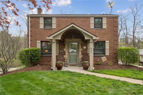 917 Roland Rd, Pittsburgh, PA, 15221-3961 | Card Image