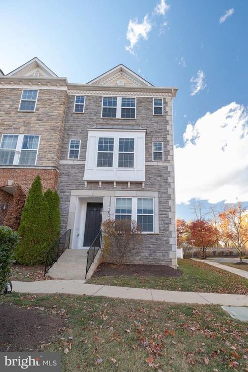 502 Cobbler Pl, GAITHERSBURG, MD, 20877-6357 | Card Image