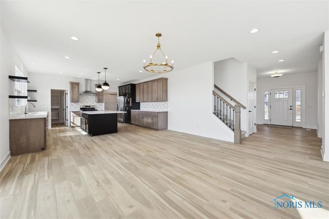 105 Kinloch Drive, House other with 4 bedrooms, 4 bathrooms and 2 parking in Perrysburg OH | Image 5