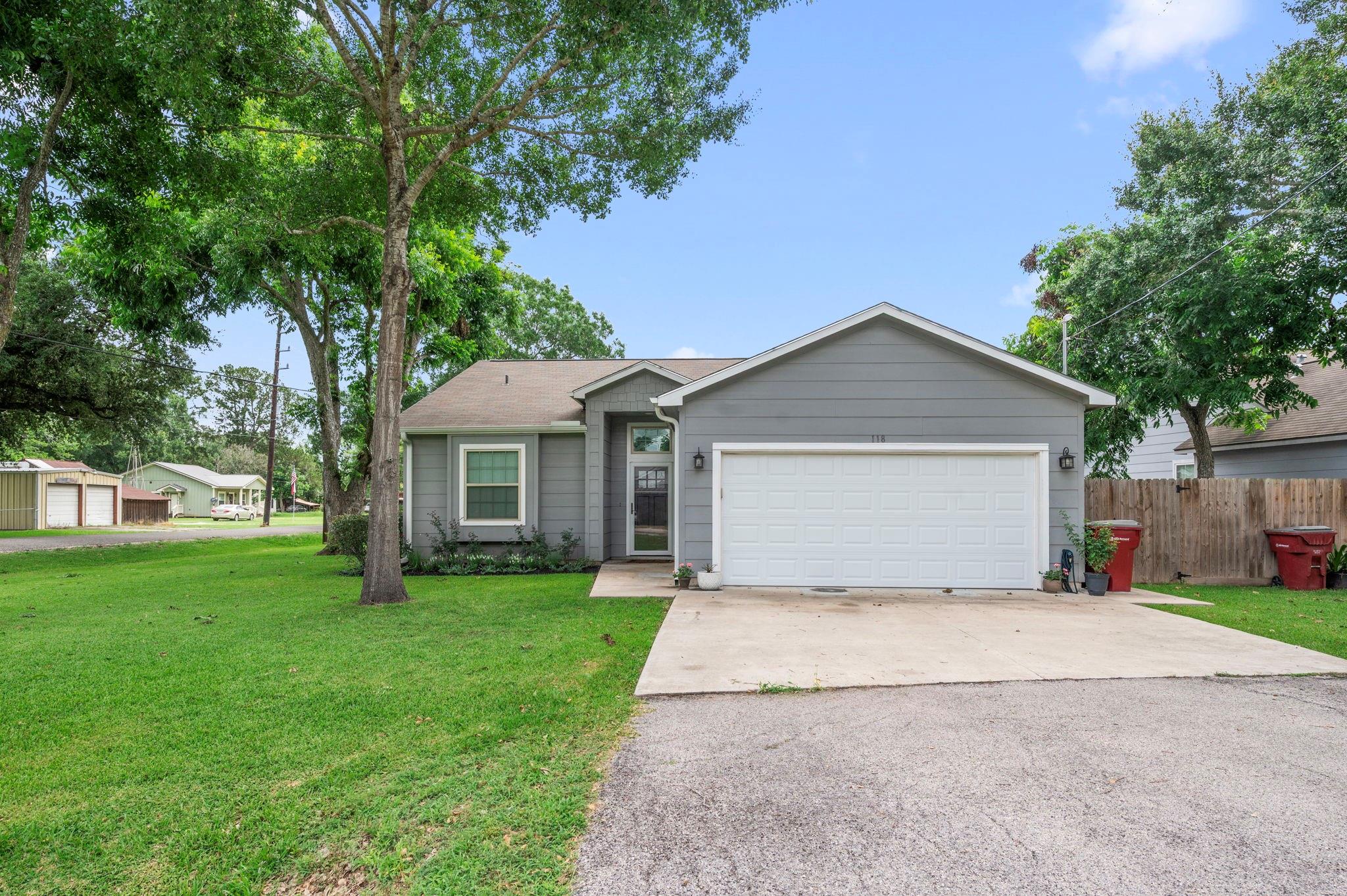 Residential in East Bernard 3
