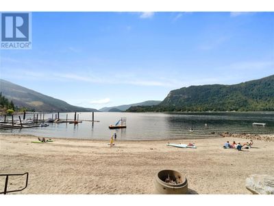 30 - 202 Highway 97 A, House other with 2 bedrooms, 1 bathrooms and null parking in Sicamous BC | Image 3