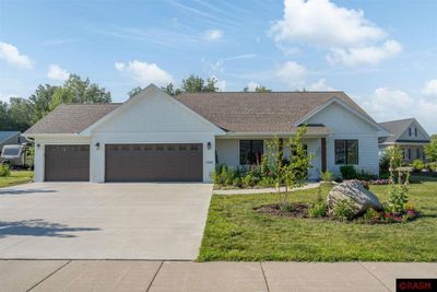 2268 Coventry Lane, Home with 3 bedrooms, 1 bathrooms and null parking in North Mankato MN | Image 2