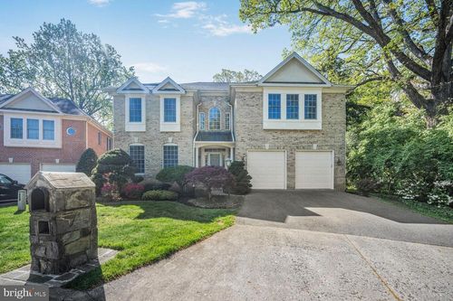 7401 Honesty Way, BETHESDA, MD, 20817-5550 | Card Image