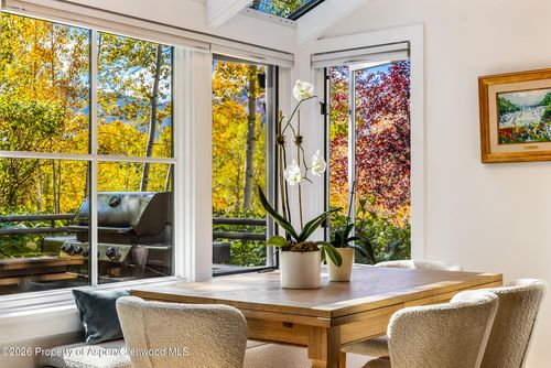 19-100 N 8th St, Aspen, CO, 81611-1124 | Card Image