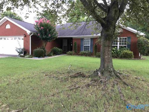 110 Bridgeway Ln, Madison, AL, 35758-7537 | Card Image