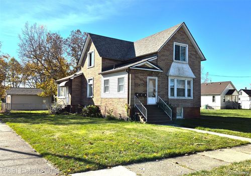 505 Forest St, Wyandotte, MI, 48192-6801 | Card Image