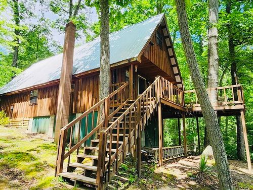 100 Cowboy Ln, Wellington, KY, 40387-8174 | Card Image