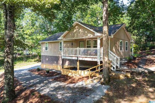 25 Sunset Blvd, ONEONTA, AL, 35121-8660 | Card Image