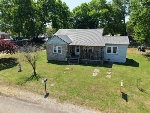 404 Mcmurtrey St, Saint Joseph, TN, 38481-5067 | Card Image