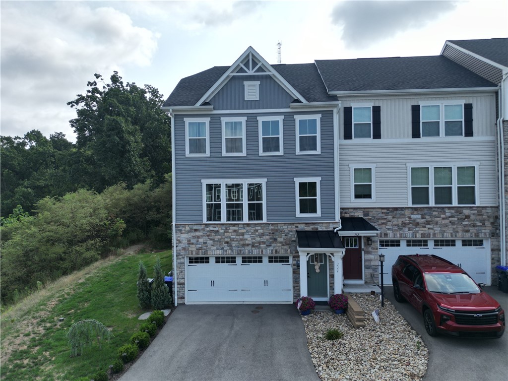 Moyer Hill Dr, Cranberry Township, PA 16066