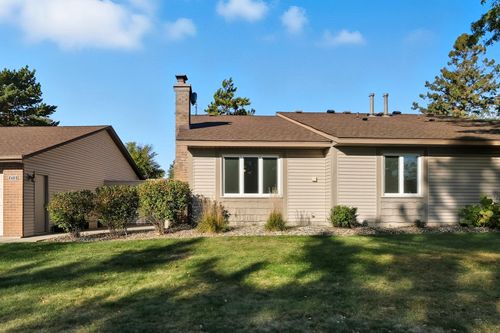 4715 Sunne Pt, Eagan, MN, 55122-2620 | Card Image