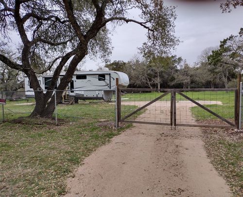 10305 Rising Smoke Loop, Austin, TX, 78736-2820 | Card Image