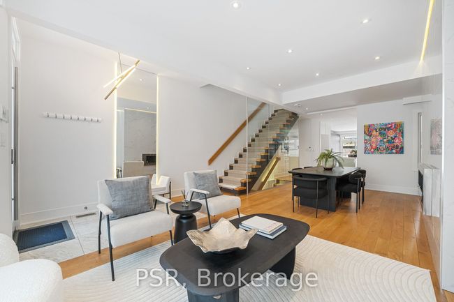 184 Strachan Ave, House attached with 5 bedrooms, 5 bathrooms and 1 parking in Toronto ON | Image 6