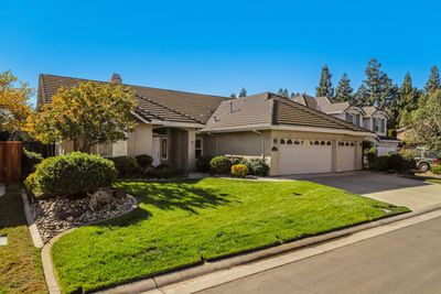 28 River Pointe Ct, House other with 3 bedrooms, 2 bathrooms and null parking in Lodi CA | Image 2