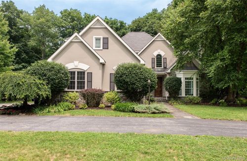 6 Stanford Ct, Rhinebeck, NY, 12572-2635 | Card Image
