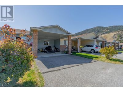 2 - 980 Cedar St, Townhouse with 3 bedrooms, 2 bathrooms and 3 parking in Okanagan Falls BC | Image 3