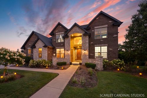 15707 Valley View St, New Lenox, IL, 60451-5431 | Card Image