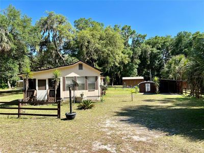 3232 Ne 164 Th Street, House other with 2 bedrooms, 1 bathrooms and null parking in Citra FL | Image 2